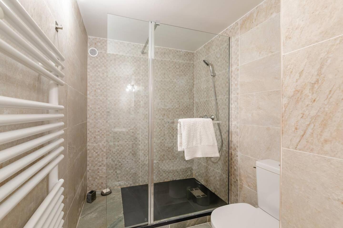 L'Angeannie Villa โรกฟอร์ต-ลา-เบดูล ภายนอก รูปภาพ
