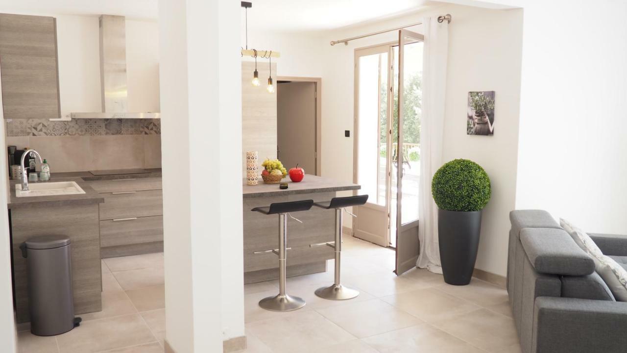 L'Angeannie Villa โรกฟอร์ต-ลา-เบดูล ภายนอก รูปภาพ